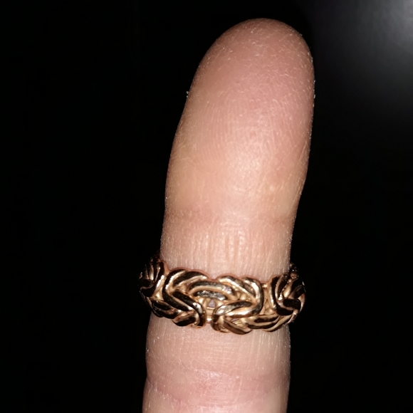 14k Rose Gold band ring - Picture 2 of 2